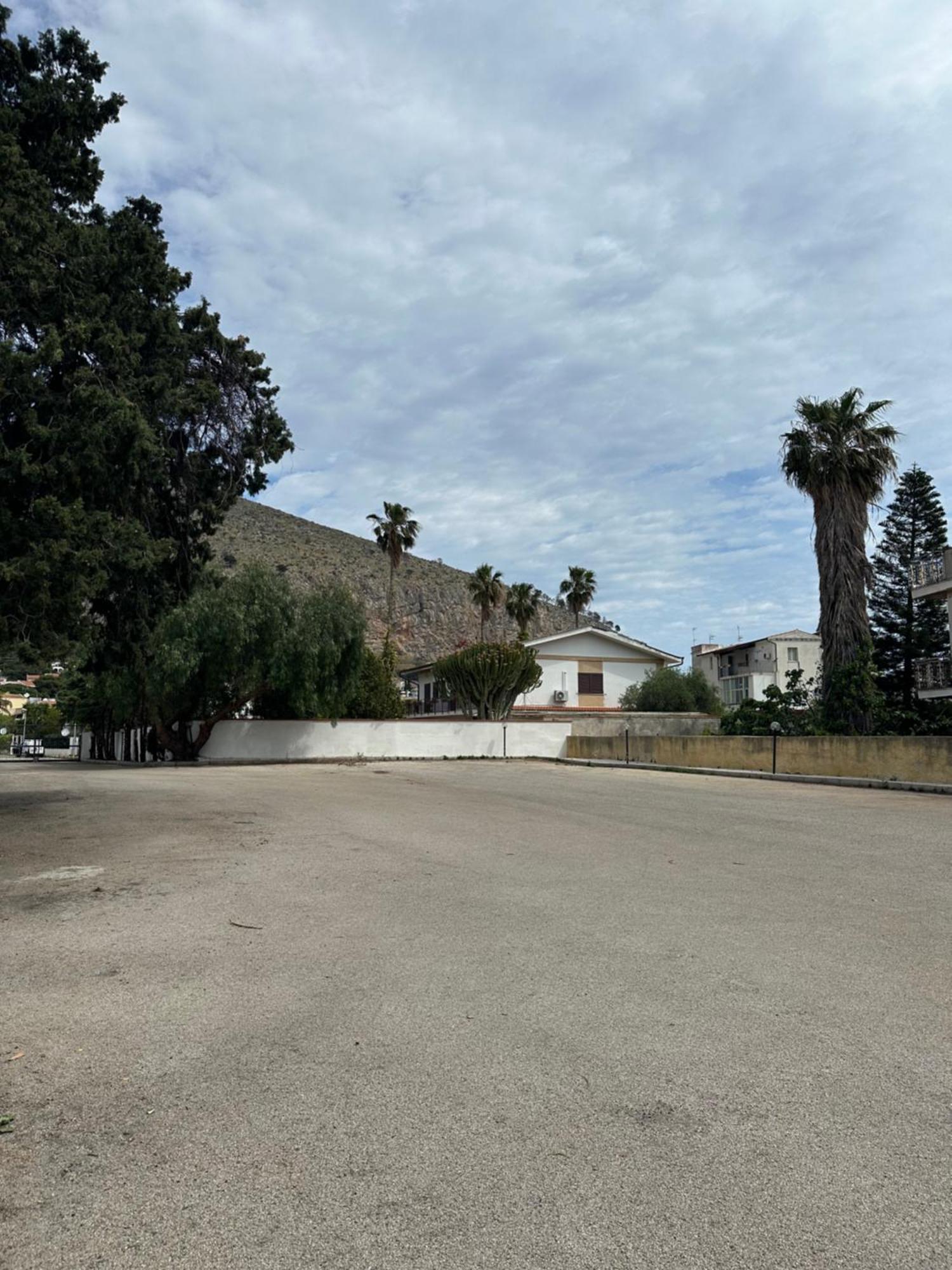Villa Sara Mondello Garden Level Palermo Exterior photo